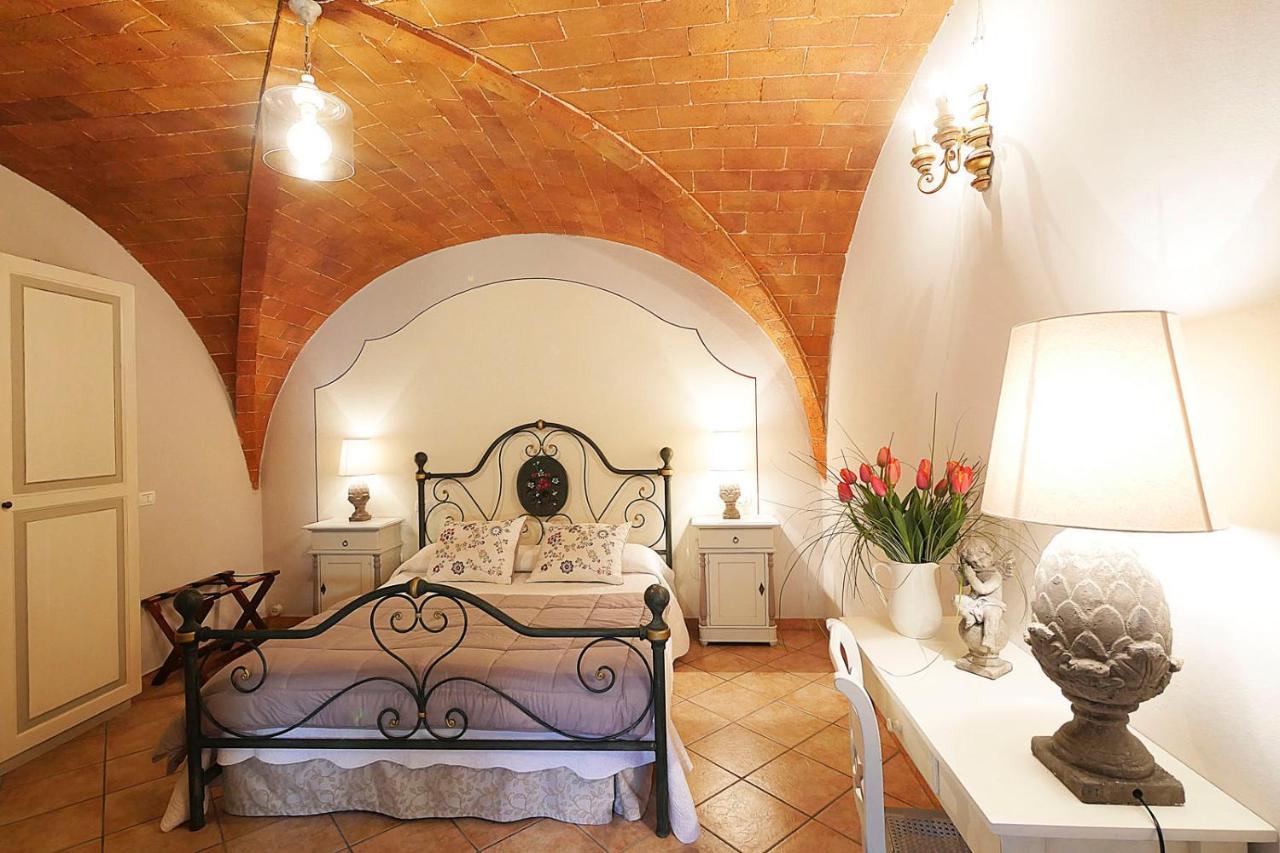 Agriturismo Le Vallette Bibbona Eksteriør billede